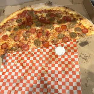 We were hungry. So we ate half before I was able to take a picture. This is the meat lovers 20 inch..