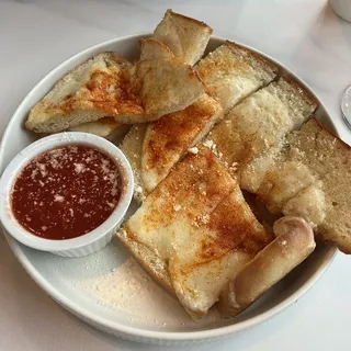 Garlic Cheese Bread