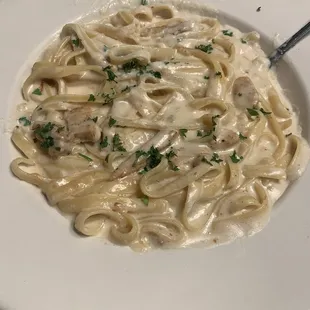 Fettuccine Alfredo