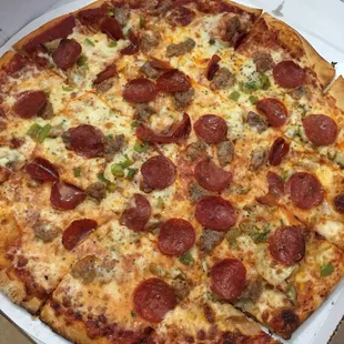 Large super special no black olives
