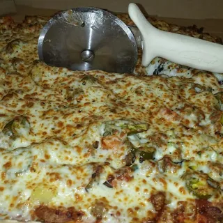 Chicago Style Deluxe Pizza