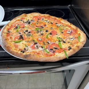The &apos;za is delicious!