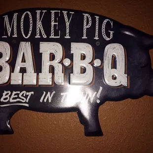 smokey pig bar - bq best in town