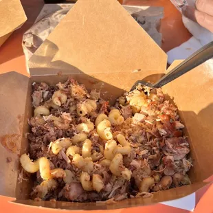 "Mac and cheese" (with ZERO cheese!!) Dry with dry chicken on top with no BBQ sauce, also $15..