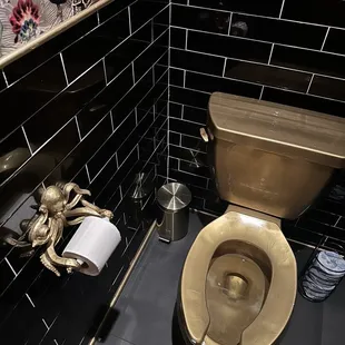 Beautiful bathroom decor