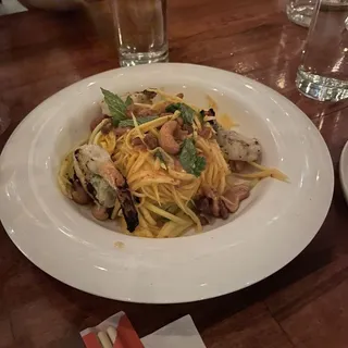 Thai Mango Salad