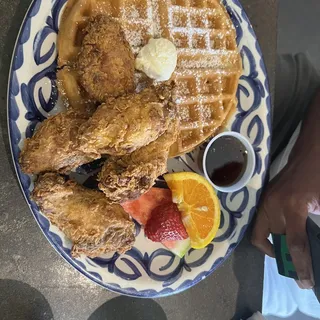 Greasy Lips Fried Chicken & Waffles