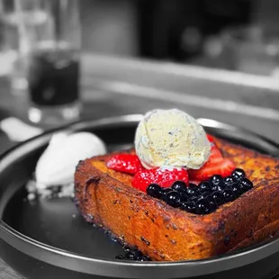 Milk tea French toast  | ig: whaevaeats