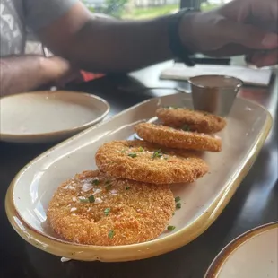 Fried green tomatoes