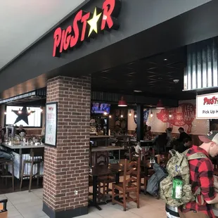 Restaurant and bar area.