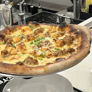 Shrimpin Ai N't Easy Pizza