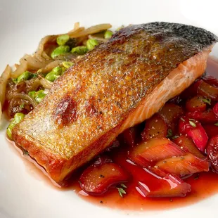 Seared King Salmon with Braised Rhubarb, Onions, and Fava Beans