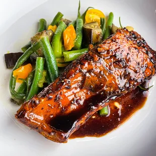 Vietnamese Caramelized Salmon with a Tangy Green Bean, Eggplant, and Tomato Salad