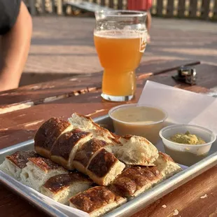 Pretzel bites