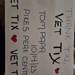 a sign that reads, ye ye ye