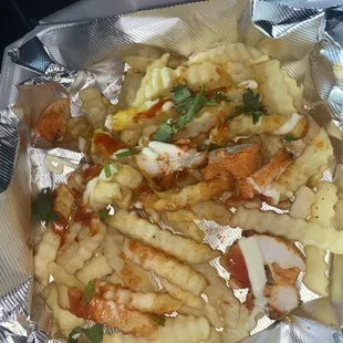 Loaded fries with chicken tikka