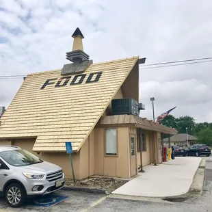 Sometimes the best place to eat says, FOOD on the roof.