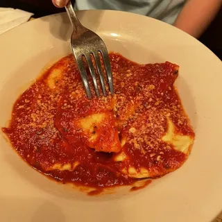 Kid's Ravioli with Marinara Sauce