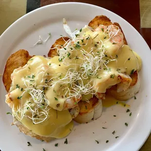 Shrimp eggs Benedict