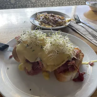 Eggs Benedict