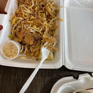 Chicken Pad Thai