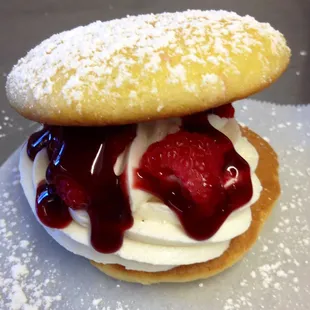 Raspberry Whoopie
