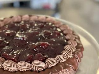 Houlden's Rise Above