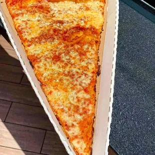 Jumbo cheese slice