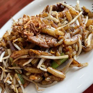 Oyster noodles with beef