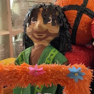 Bruno Encanto Piñatas