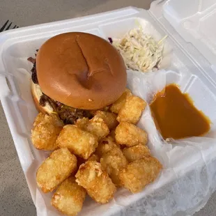 Brisket sandwich yummy! Only open on weekends