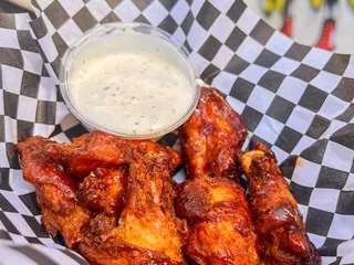 Ameci Pizza Kitchen- Burbank