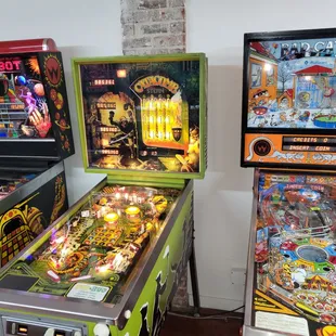 Current pinball machines to play!