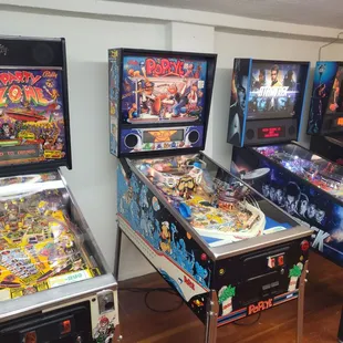 Current pinball machines to play!