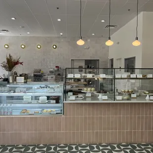 Pastry Case/Front Counter