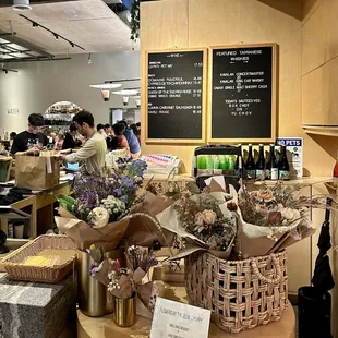 Ordering Counter and Pick Up Counter in the background