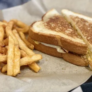 Chipotle chicken sandwich with fries