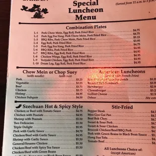 Descent lunch prices and specials.