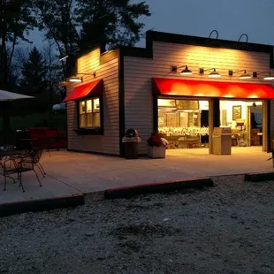 exterior of a restaurant at night