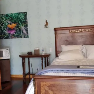 Wildflower room
