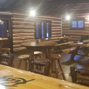 sushi and sashimi, interior