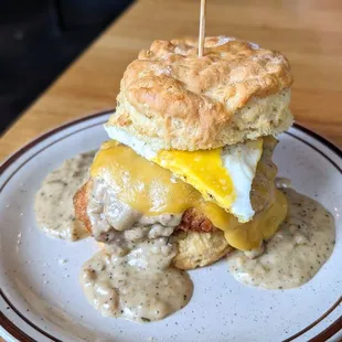 Reggie Deluxe | Instagram: @telephonesmoothie