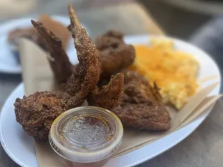 Grits N' Gravy