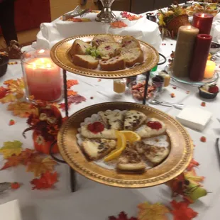 Check out our cheesecakes with a variety of toppings, assorted sweet breads and treats!