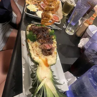 Stuffed pineapple