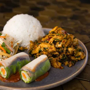 Lunch Special - your choice of main