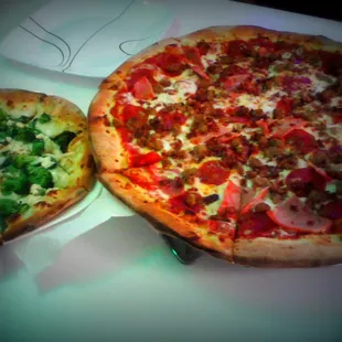 White Pizza &amp; Meat Pizza