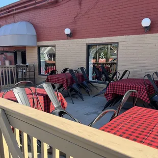 Patio outside ready for Sunday night crowd!