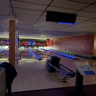 Pines Plaza Lanes