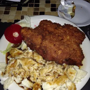 Amazing schnitzel, homemade spätzle and some of the best kraut you&apos;ll find